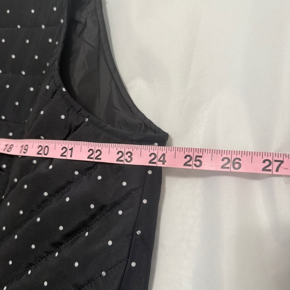 CJ Banks Black with white Polka Dot Quilted Vest, size 2X, NWOT - Picture 9 of 10